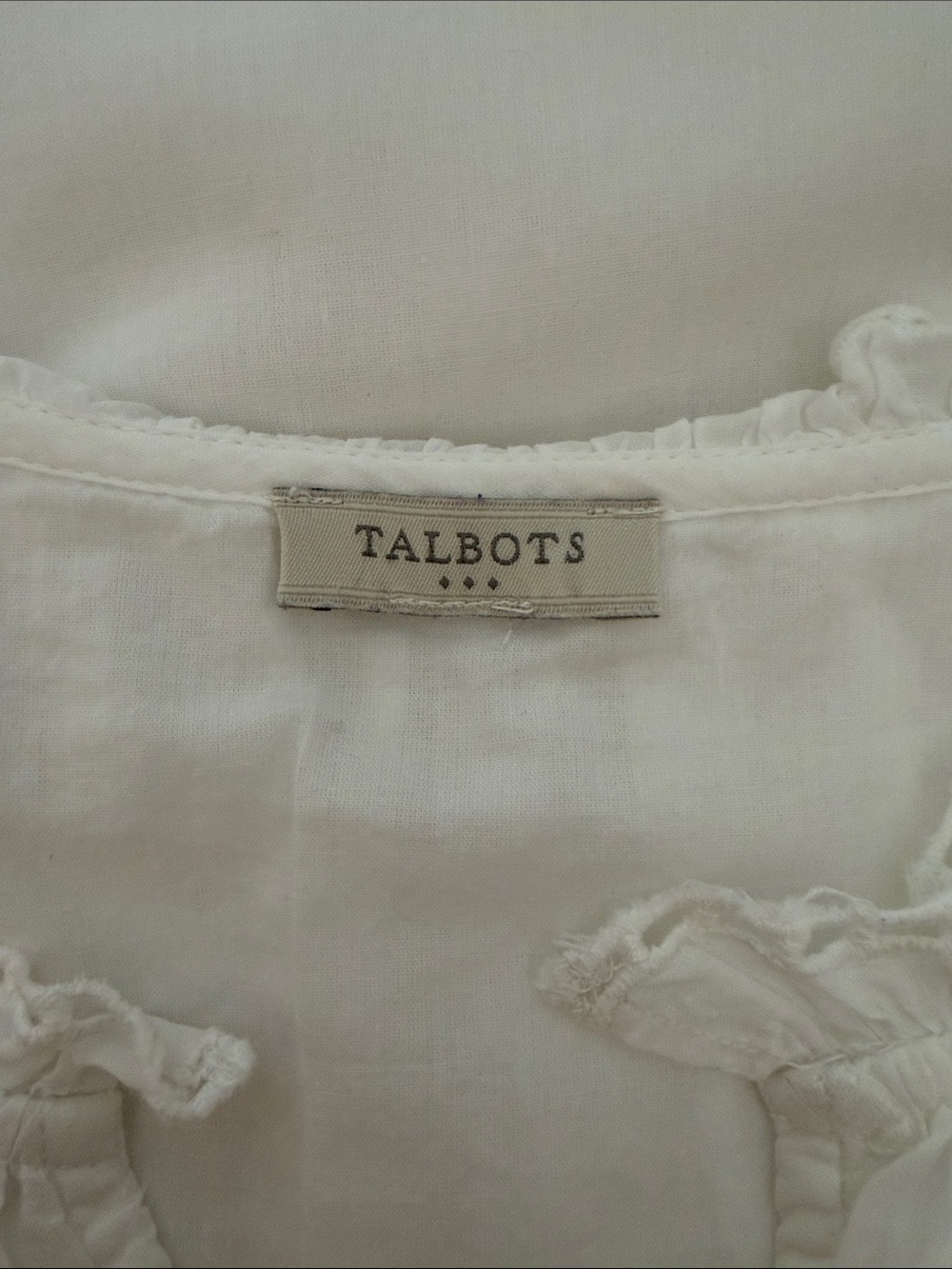 Talbots Top 🌸 - Picture 3 of 4